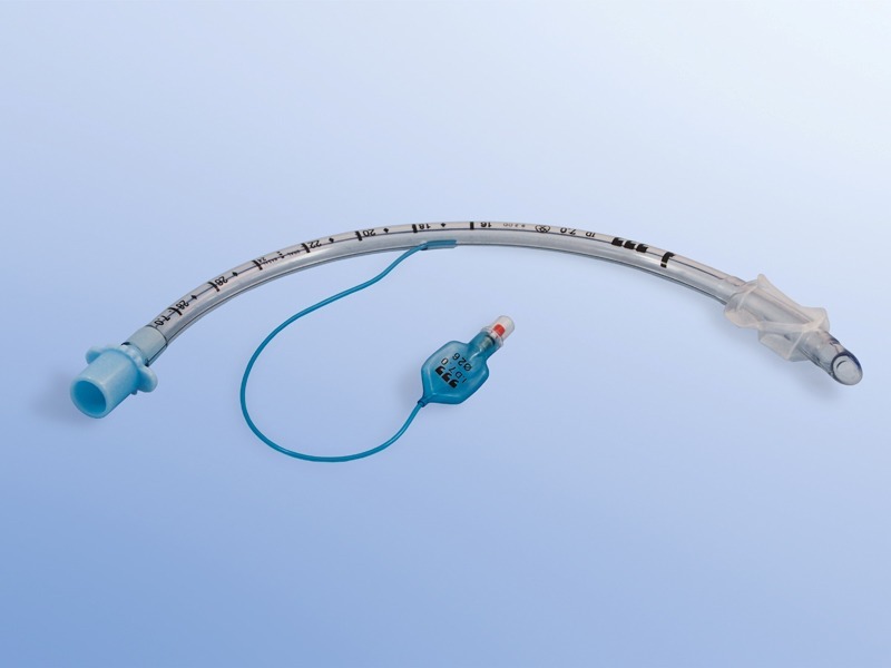 Endotrahealni tubus sa balonom PVC